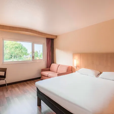 Ibis Metz Nord 3* 브아삐
